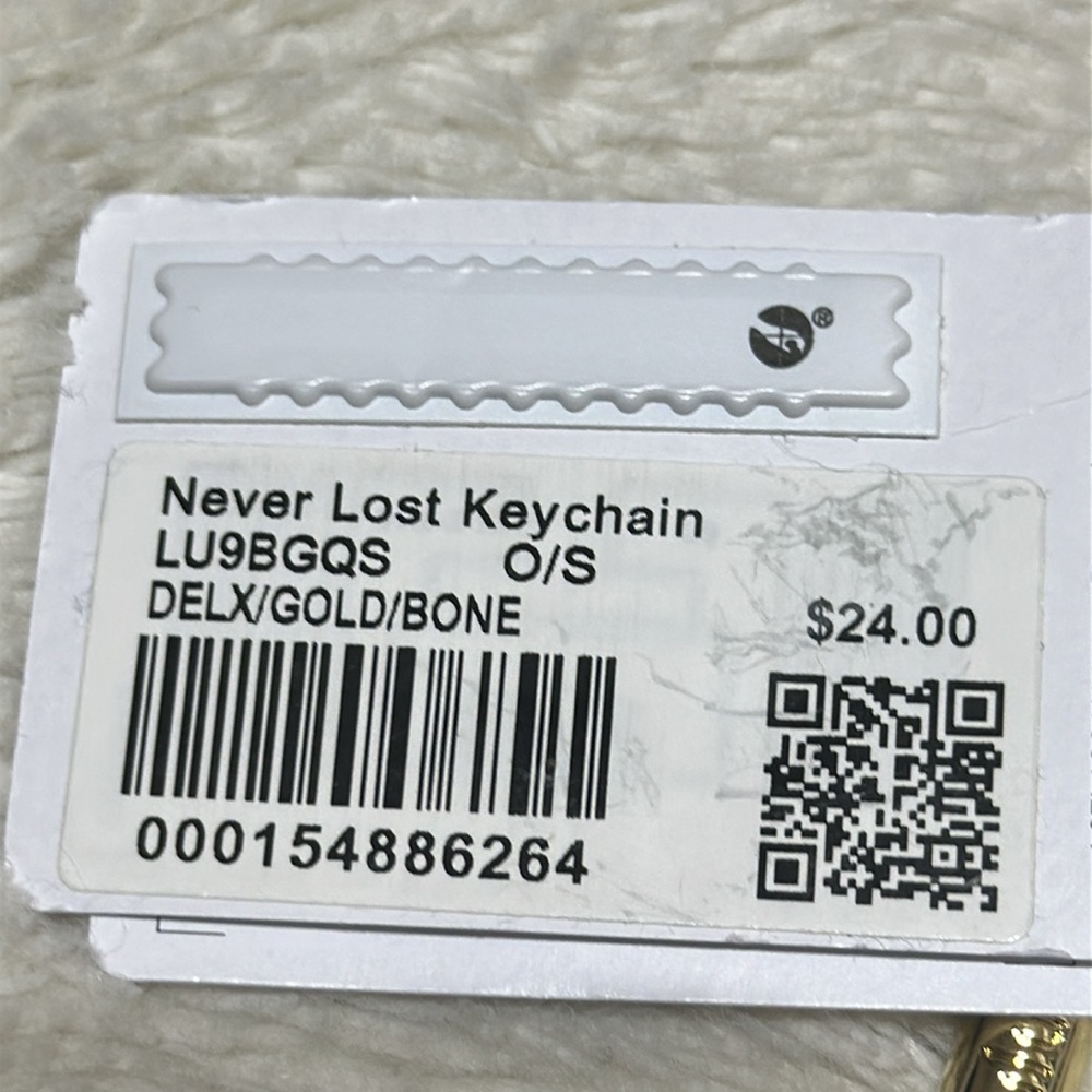 Lululemon | never lost keychain | deep luxe wordmark - Picture 8 of 8